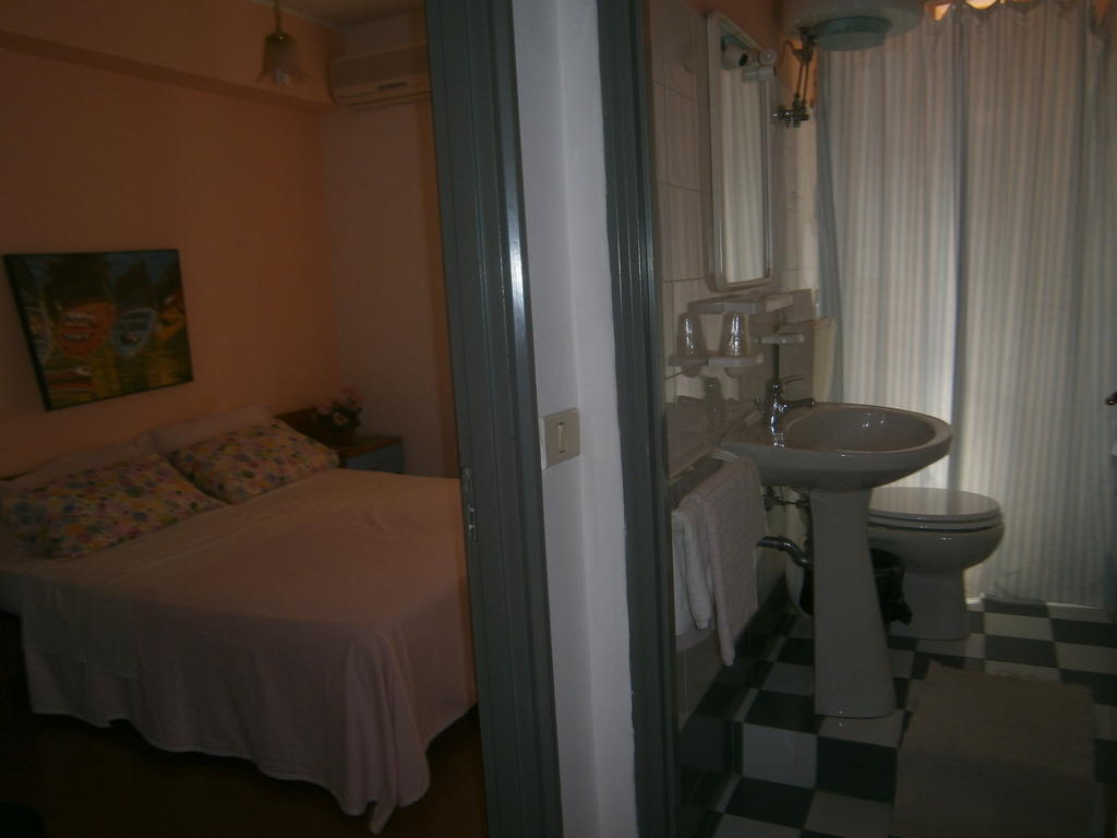 Pensione S. Antonio Ristorante Silvia Furci Siculo Room photo